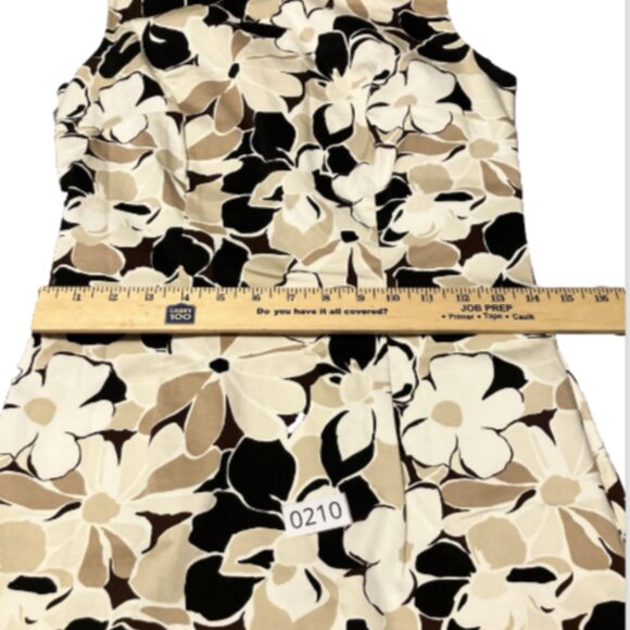 Vany New York Ladies Size 6 Multicolor Sleeveless cotton blend Floral Dress - Picture 14 of 16
